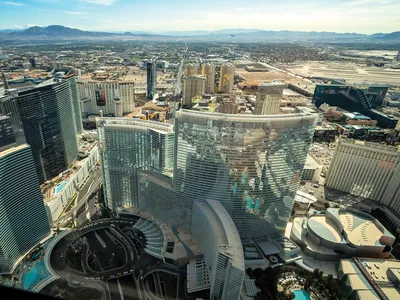 The Aria Resort &amp; Casino, a striking pair of curved buildings on the Las Vegas Strip, bills itself as eco-friendly and water-efficient.