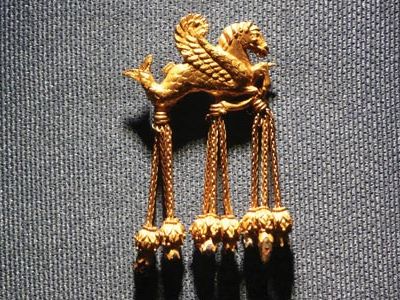 In 2006, it was discovered that the hippocampus had been stolen from its case and replaced with a fake.  This counterfeit is now on display at the Usak museum.